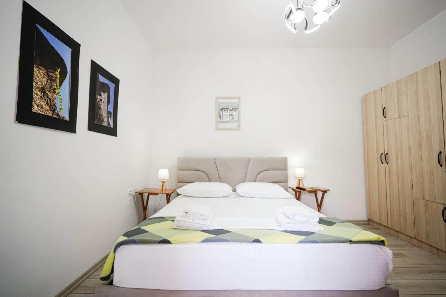 View City Apartments Gjirokastër 외부 사진