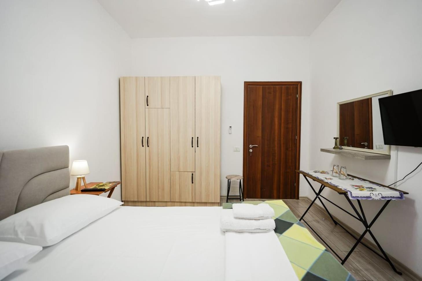 View City Apartments Gjirokastër 외부 사진