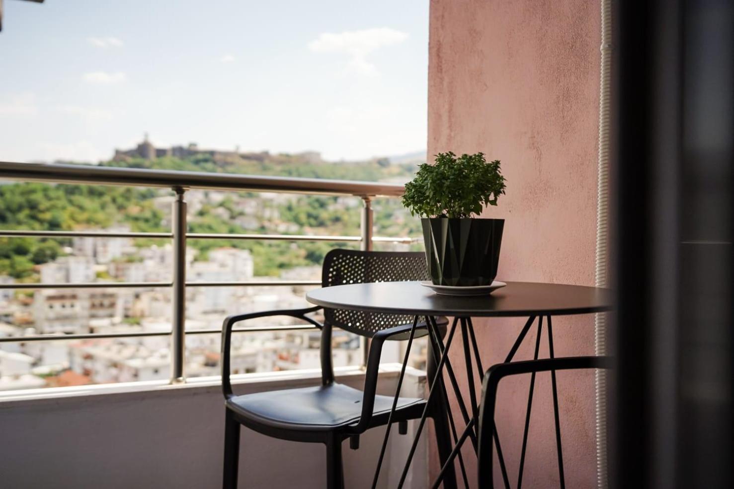 View City Apartments Gjirokastër 외부 사진